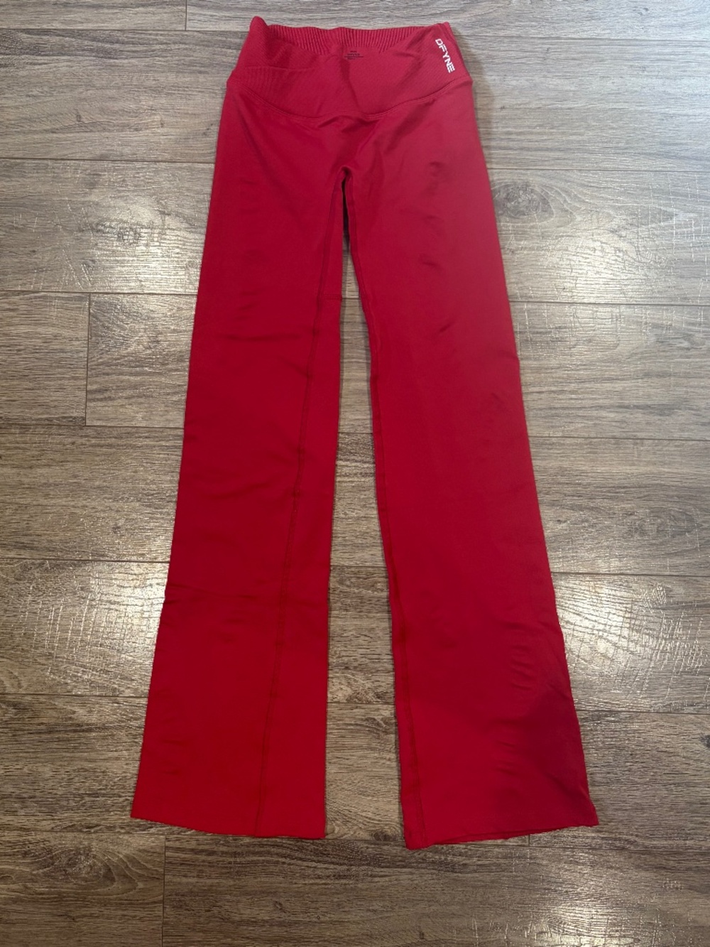 DFYNE Limited Edition Christmas Crimson Flares